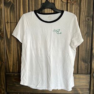 Tee
